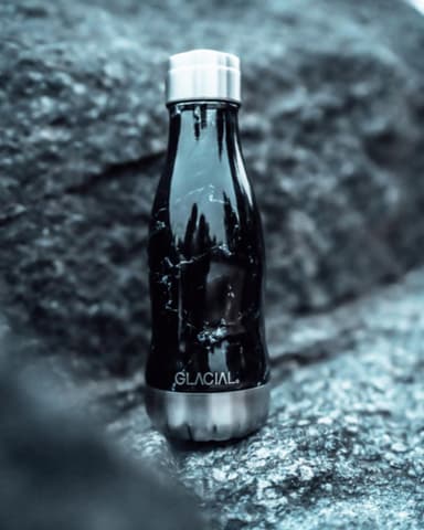 Glacial vattenflaska GL1848300029 (svart marmor)