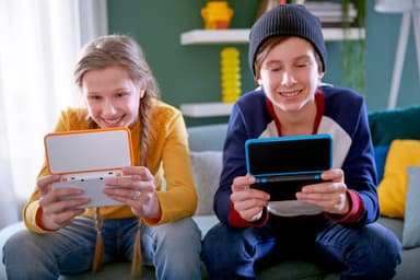 New Nintendo 2DS XL spelkonsol EU modell (svart/turkos)