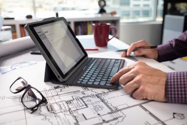 Zagg Pro Keys tangentbordsfodral för iPad Pro 12.9" (kol)