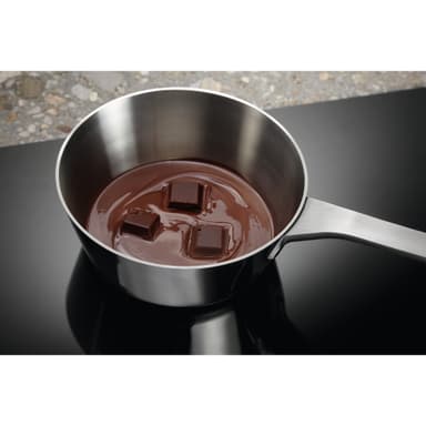 Electrolux Serie 800 Induktionshäll med fläkt HHOB875S (83cm)