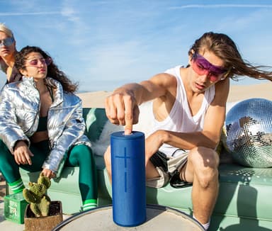 Ultimate Ears Megaboom 3 trådlös högtalare (röd)