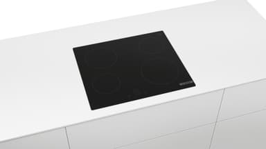 Bosch Serie 4 Glaskeramikhäll PKE611BA2E  (60cm)