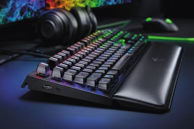 Razer BlackWidow Elite  tangentbord för gaming (gula switchar)