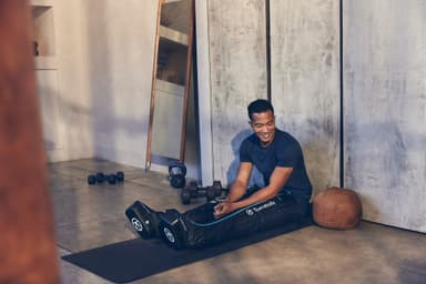 RecoveryAir JetBoots kompressionsstövlar by Therabody (medium)