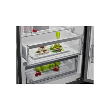 AEG kylskåp/frys kombiskåp RCB636E4MW