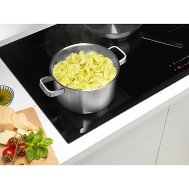 Electrolux Kastrull & Stekpanna set E3SS (3 delar)