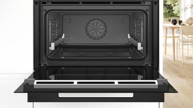 Bosch Serie 8 Kompakt Ångugn CSG958DB1 (Svart)