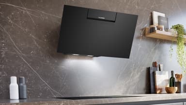 Siemens IQ300 Vägghängd Köksfläkt LC87KFN60 (svart 80 cm)