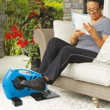 Blue Fit Crosstrainer