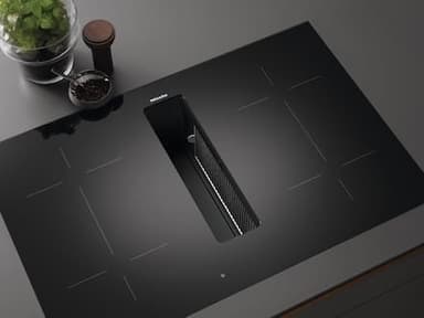 Miele Induktionshäll med inbyggd fläkt KMDA 7676 FL-U (80cm)