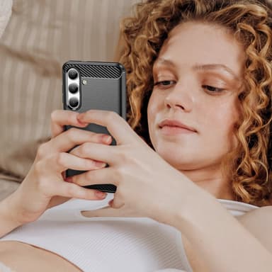SKALO Samsung S24 Armor Carbon Stöttåligt TPU-skal - Svart