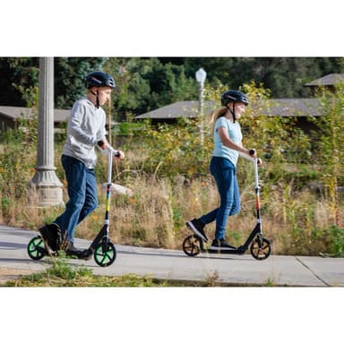 Razor A5 Lux Light Up Scooter - Green