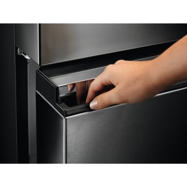 Electrolux Serie 900 Kyl/Frys LLI9VE54X0 (rostfri)