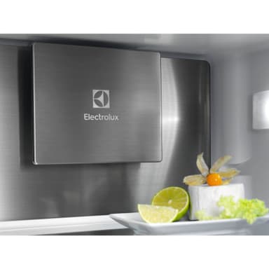 Electrolux Serie 800 Kyl/Frys ENC8MD19S (integrerad)