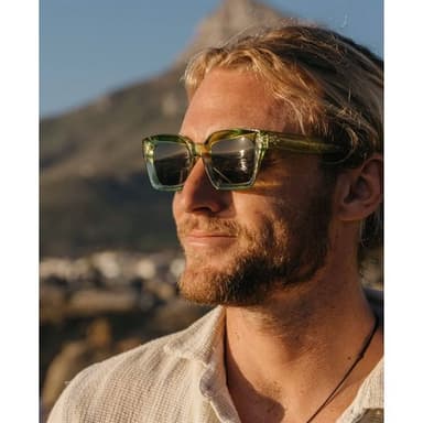 Eco SolglasÃ¶gon - GrÃ¶na med svart lins