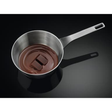 Electrolux Serie 600 Induktionshäll med fläkt HHHB760S (70cm)