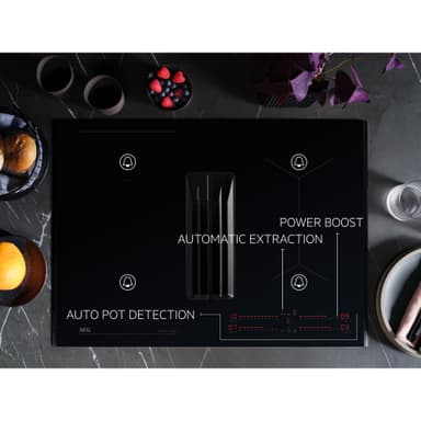 AEG Serie 6000 Induktionshäll med fläkt GCH74B01CB (70cm)