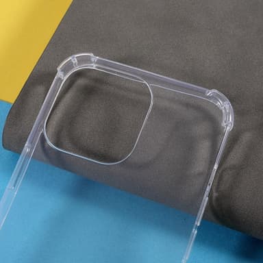 iPhone 13 Pro Transparant mjukt TPU Skal Med Förstärkta Hörn