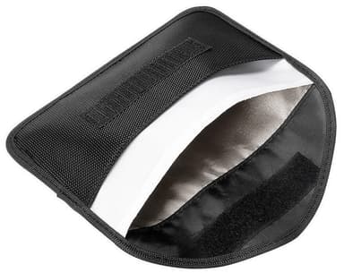 Svart väska med RFID-skydd för kort, telefon, bilnycklar, m.m.