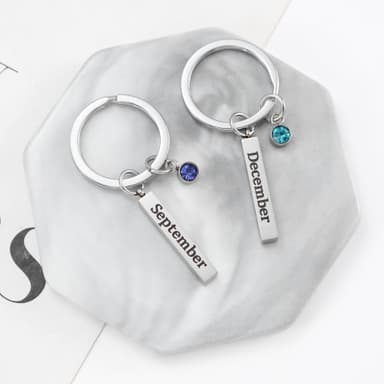 Birthstone Nyckelring - Rostfritt Stål Birthstone Nyckelring september
