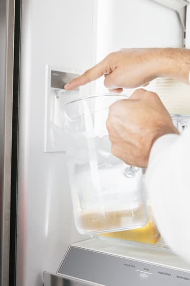 Bosch Serie 8 Fristående Kyl/Frys KFF96PIEP (rostfri)