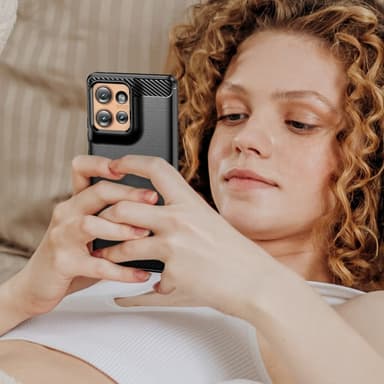 SKALO Motorola Edge 50 5G Armor Carbon Stöttåligt TPU-skal - Svart