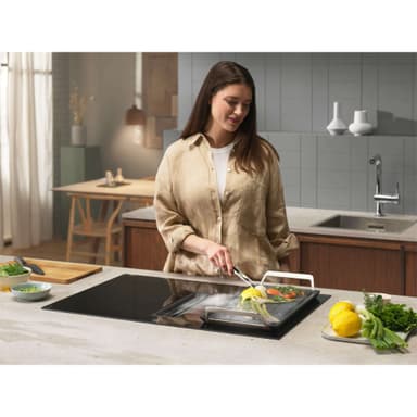 Electrolux Serie 600 Induktionshäll med fläkt HHOB865S (78cm)