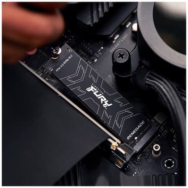 Kingston FURY Renegade NVMe intern SSD med kylfläns (1TB)