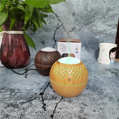 Luftfuktare/Aroma Diffuser i ljus trädesign med LED
