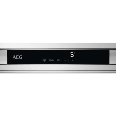 AEG Serie 6000 Kylskåp SKB818E1DS (integrerad)