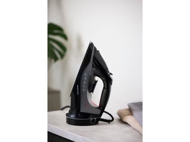 Nordic Sense Cordless steam iron 2400 watt Black/Grey