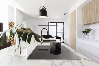 Smeg Induktionshäll med inbyggd fläkt HOBD472D2