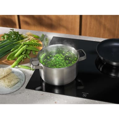 Electrolux Serie 300 Induktionshäll HOI623S (60cm)