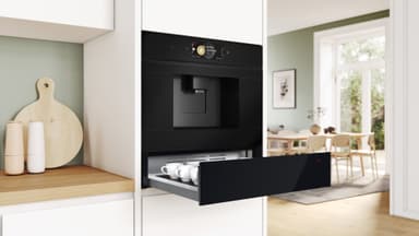 Bosch Serie 8 Värmelåda BIC7101B1 (Svart)