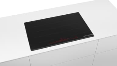Bosch Serie 8 Induktionshäll PXY875DC5Z (82cm)