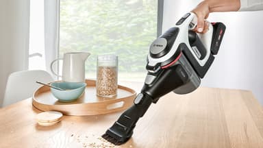 Bosch Unlimited 8 Sladdlös Skaftdammsugare BSS821VNE4