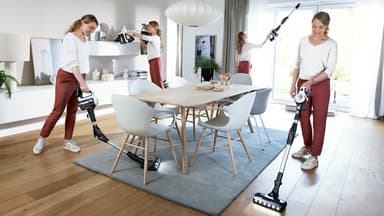 Bosch Serie 7 Unlimited Sladdlös Skaftdammsugare BCS711EXT