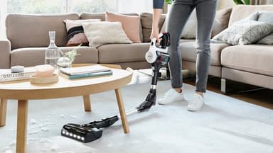 Bosch Serie 7 Unlimited Sladdlös Skaftdammsugare BCS711EXT