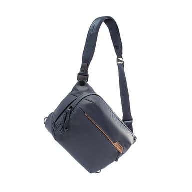 Peak Design Everyday Sling kameraväska V2 6L (midnatt)