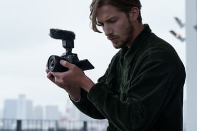 Sony E PZ 10–20 mm f/4 G objektiv