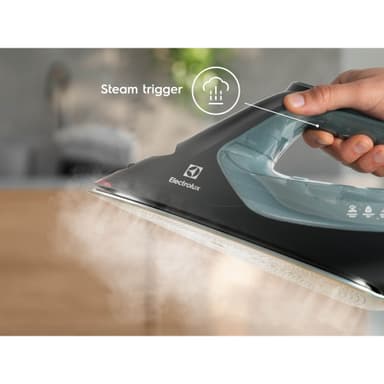 Electrolux Strykjärn E8SI2-8OG