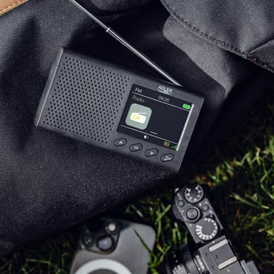 Adler Bärbar Klockradio med Bluetooth