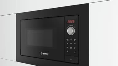 Bosch Mikrovågsugn BFL623MB3 (Svart)
