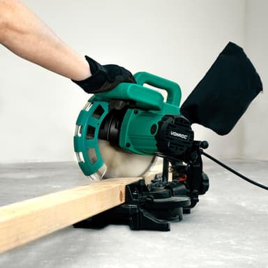 VONROC Kap- och Geringssåg 1700W – 216mm | Med laser