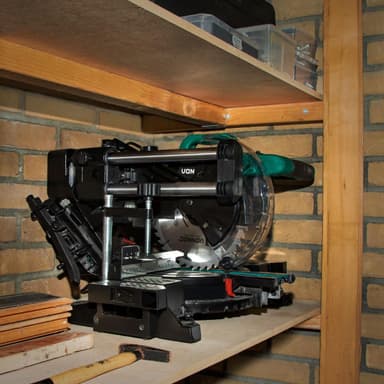 VONROC Kap och geringssåg 2200W - Ø216mm – kompakt | Med laser och LED