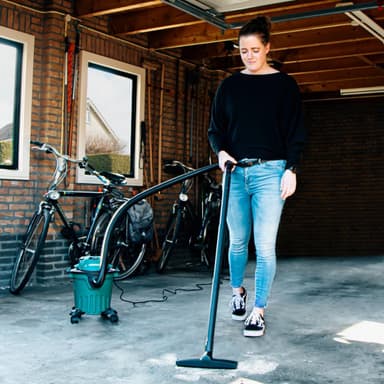 VONROC Våt och torrdammsugare 1000W – 12L tank – 5m strömkabel