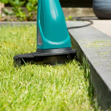 VONROC Grästrimmer 300W – 230mm – Tap and Go system | Inkl. 4m trådspole