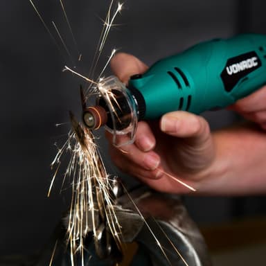 VONROC Roterande Multiverktyg 160W med felxibel axel | Inkl. 232-delars tillbehörsset