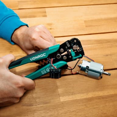 VONROC Professionell automatisk kabelskaltång | Inkl. 270 tillbehör