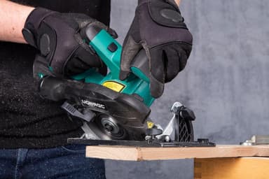 VONROC Cirkelsåg 20V - 150mm | Exkl. Batteri och snabbladdare